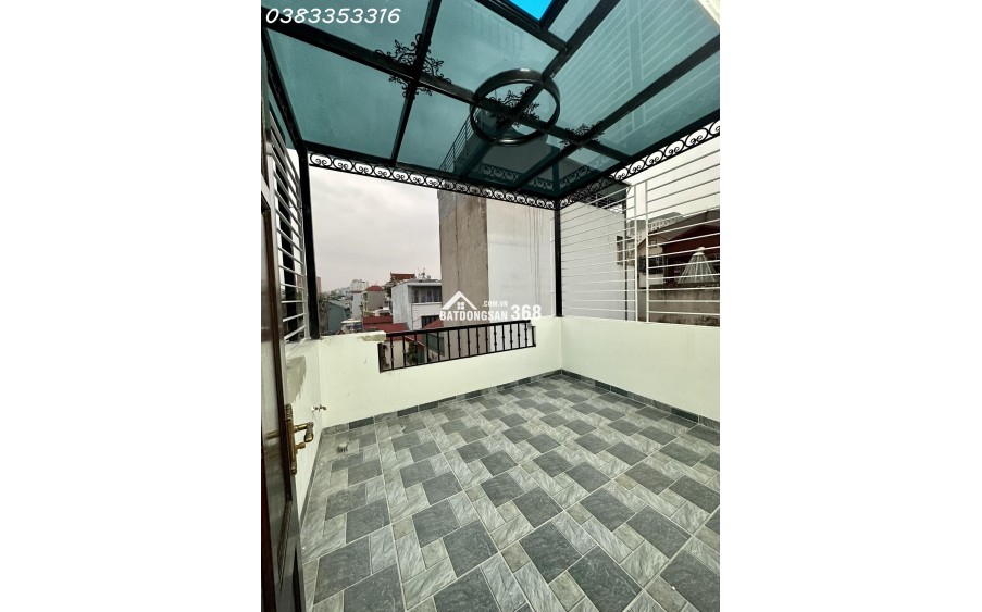 Bán nhà PHÚC LỢI 5 TẦNG -------- 3 NGỦ MẶT TIỀN 5M ------- 3 BƯỚC RA Ô TÔ -------- 5,9 TỶ